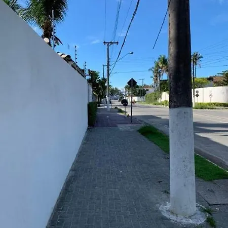 Apartamento 2 Quartos a 5 minutos a pé da Praia da Enseada-2